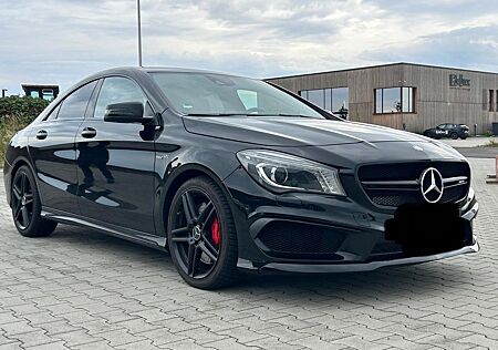 Mercedes-Benz CLA 45 AMG | Performance-AGA*DCT*Night Paket