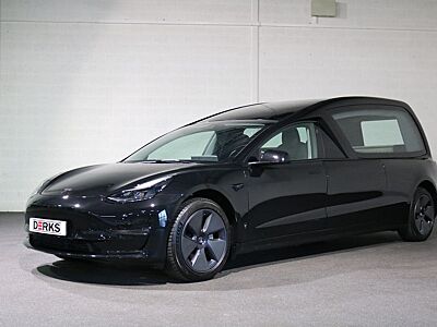 Tesla Hearse 3 Bestattungswagen Leichenwagen