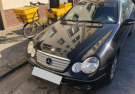 Mercedes-Benz CL 200