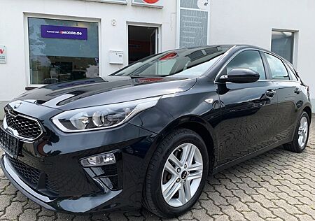 Kia Cee'd / Ceed+Kamera+Navi+Sitzh.+Lenkradh.+Garant