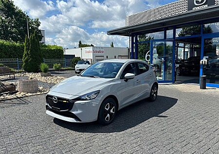 Mazda 2 1.5L e-SKYACTIV G CENTER-LINE Convenience Pake