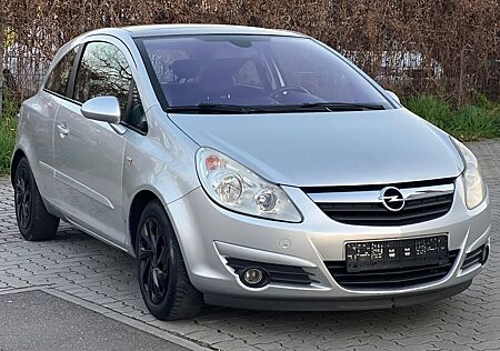 Opel Corsa 1.4 VOLLAUTOMATIKGETRIEBE+SHZ+STEUERKT NEU