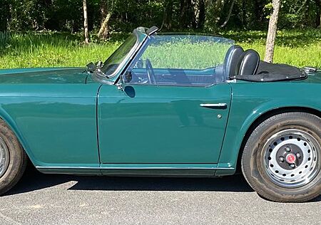 Triumph TR6 - US Version
