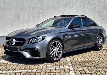 Mercedes-Benz E 63 AMG Mercedes-AMG E 63 S 4MATIC+ Autom. ...