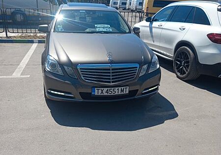Mercedes-Benz E 250 CDI 4MATIC BlueEFF. AVANTG. Autom. AVA...
