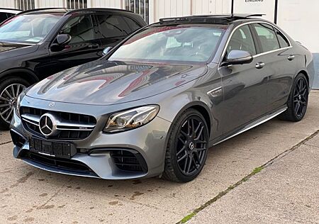 Mercedes-Benz E63 S AMG 4M+ Panorama_Ceramic_Airmatic_KeylessG