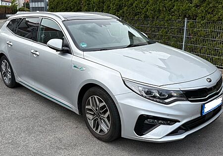 Kia Optima 2.0 GDI Plug-in Hyb. Spirit Auto Spor...