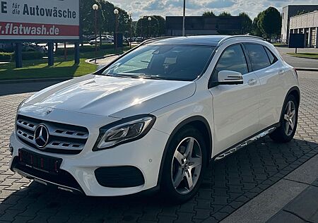 Mercedes-Benz GLA 220 4MATIC AMG LINE/STYLING 360 PANO AHK LED