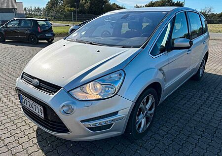 Ford S-Max 1,6 EcoBoost Titanium