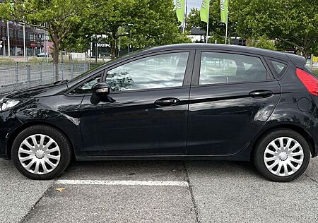 Ford Fiesta 1,25 60kW Trend (JA8 / MK7) 2. H. Blueto.