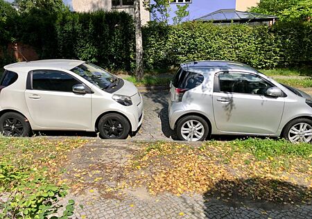 Toyota iQ + 1,33-l-Dual-VVT-i Multidrive S +