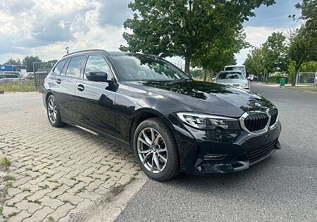BMW 320d Touring Sport Line Automatik