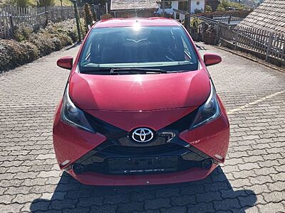 Toyota Aygo (X) 1,0-l-VVT-i x-play x-play