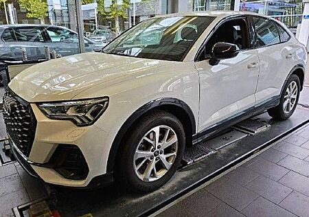 Audi Q3 Sportback 40 TDI quattro Standheizung