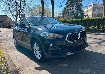 BMW X2 sDrive 18 i- DKG-Öl NEU
