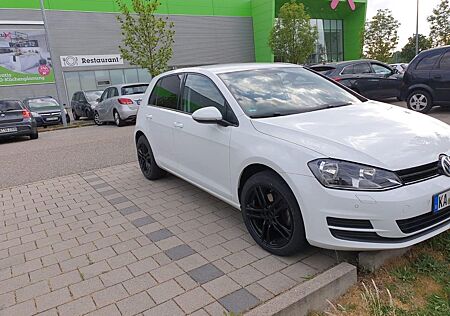 VW Golf Volkswagen 1.6 TDI Trendline BlueMotion Trendline