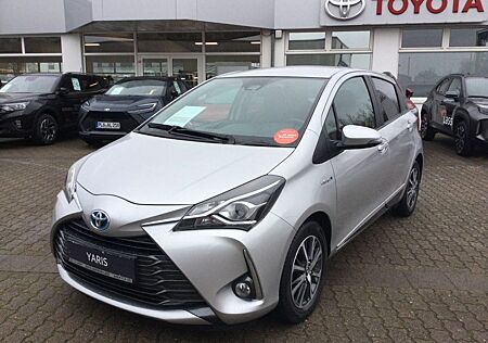 Toyota Yaris 1.5 Hybrid Y20 Team D - Allwetter!