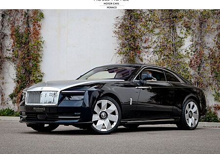 Rolls-Royce Spectre - Sapphire Black