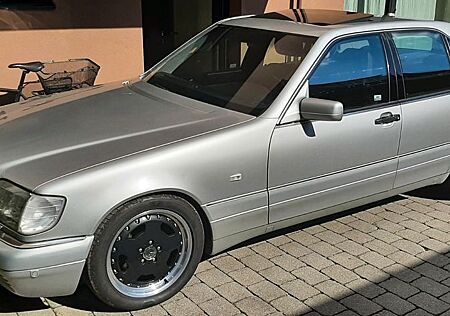 Mercedes-Benz S 320