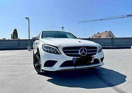 Mercedes-Benz C 300 de T Autom. -