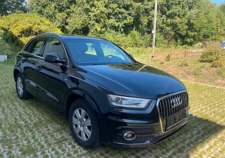 Audi Q3 gebraucht kaufen Audi Q3 2.0 TDI, S-line,Bi-Xenon,Alcantara