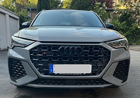 Audi RS Q3 RSQ3 2.5 TFSI S tronic quattro
