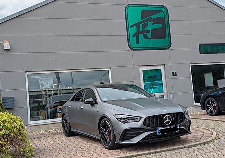 Mercedes-Benz CLA 35 AMG Mercedes-AMG CLA 35 4MATIC DCT Me...