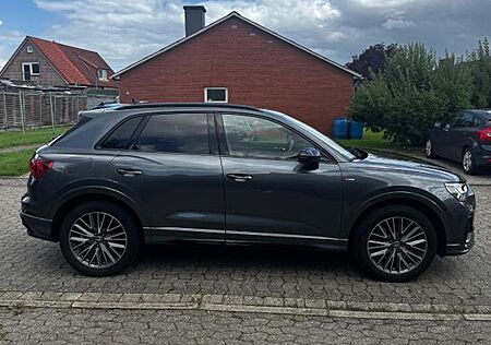 Audi Q3 40 TFSI quattro S tronic Panoramadach Voll
