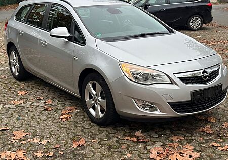 Opel Astra j Sports Tourer-AUSTAUSCHMOTOR-TÜV/AU Neu