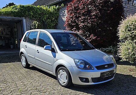 Ford Fiesta 1,4 Trend Automatik