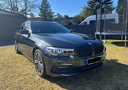 BMW 520d xDrive Touring A - Sport line