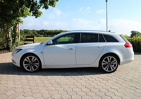 Opel Insignia ST 2.0 CDTI Automatik | 4x4 | OPC-Line