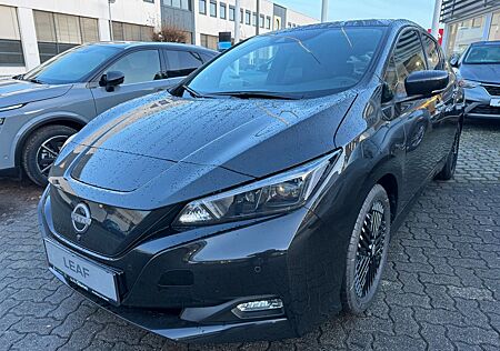 Nissan Leaf Tekna Bose Navi Leder LED 2 Wartungen Inkl.