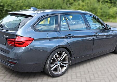 BMW 330i 330 Baureihe 3 Touring xDrive Sport Line