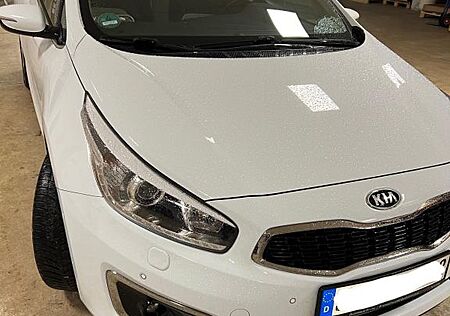 Kia Cee'd / Ceed 1.6 CRDi Spirit Spirit