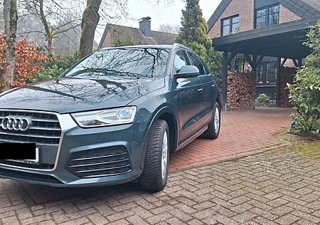 Audi Q3 2.0 TDI S tronic quattro, Bj 2017, sehr gut