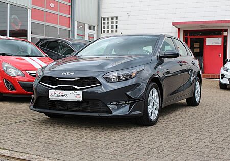 Kia Cee'd Ceed 1.5 T-GDI Vision MJ25 Komfort Paket