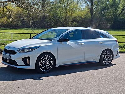 Kia ProCeed GT DCT 204 PS | AHK | Navi