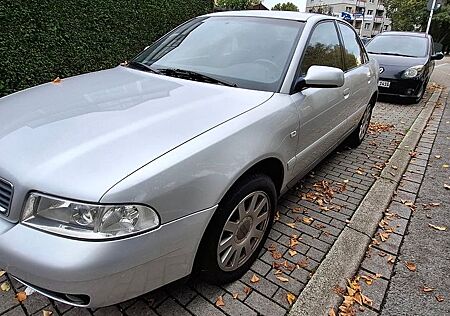 Audi A4 1.6*Servo*Klima*Garantie*2.Hand*