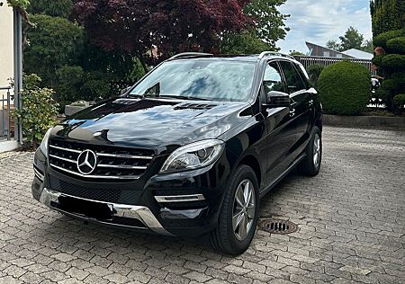 Mercedes-Benz ML 350 BlueTEC 4MATIC