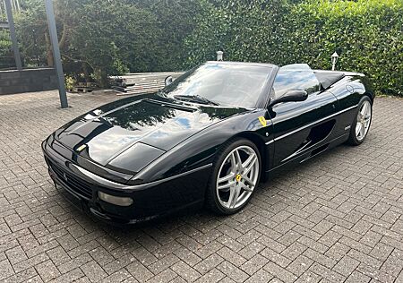Ferrari F355 Spider