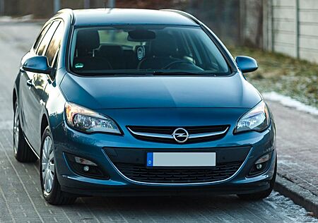 Opel Astra J Sports Tourer Selection