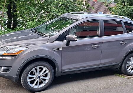 Ford Kuga 2,0 TDCi 4x4 120kW Titanium PowerShift ...