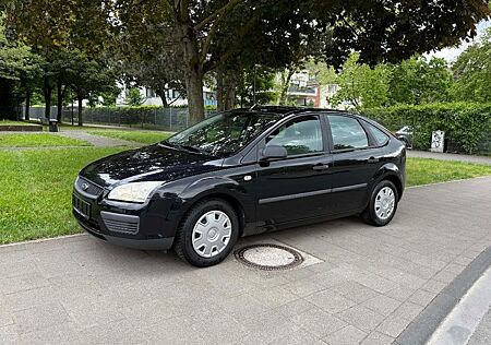 Ford Focus 1.4 Ambiente Ambiente