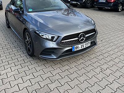Mercedes-Benz A 200 DCT -