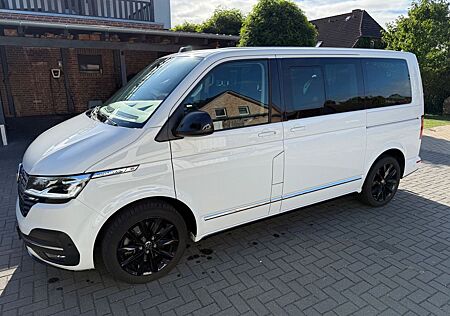 VW T6 Multivan Volkswagen T6.1 Multivan 4Motion Candy Weiß