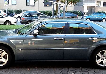 Chrysler 300C 3.5 - Gepflegt aus Privathand