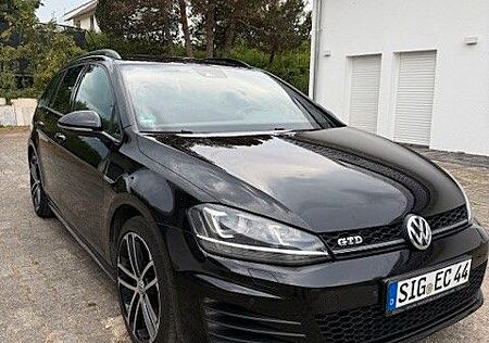 VW Golf Volkswagen VII Variant GTD 2.0 TDI BMT DSG STDHZG AHK