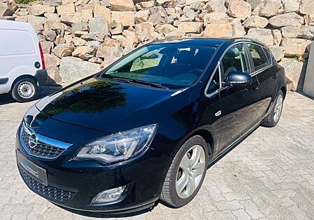 Opel Astra J Lim. 5-trg. Innovation