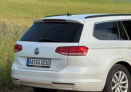 VW Passat Variant Volkswagen Passat B8 1.6 TDI DSG Comfortline Sitzmassage